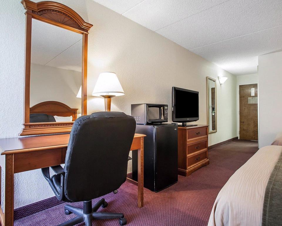 Comfort Inn Lehigh Valley West Fogelsville Exteriör bild