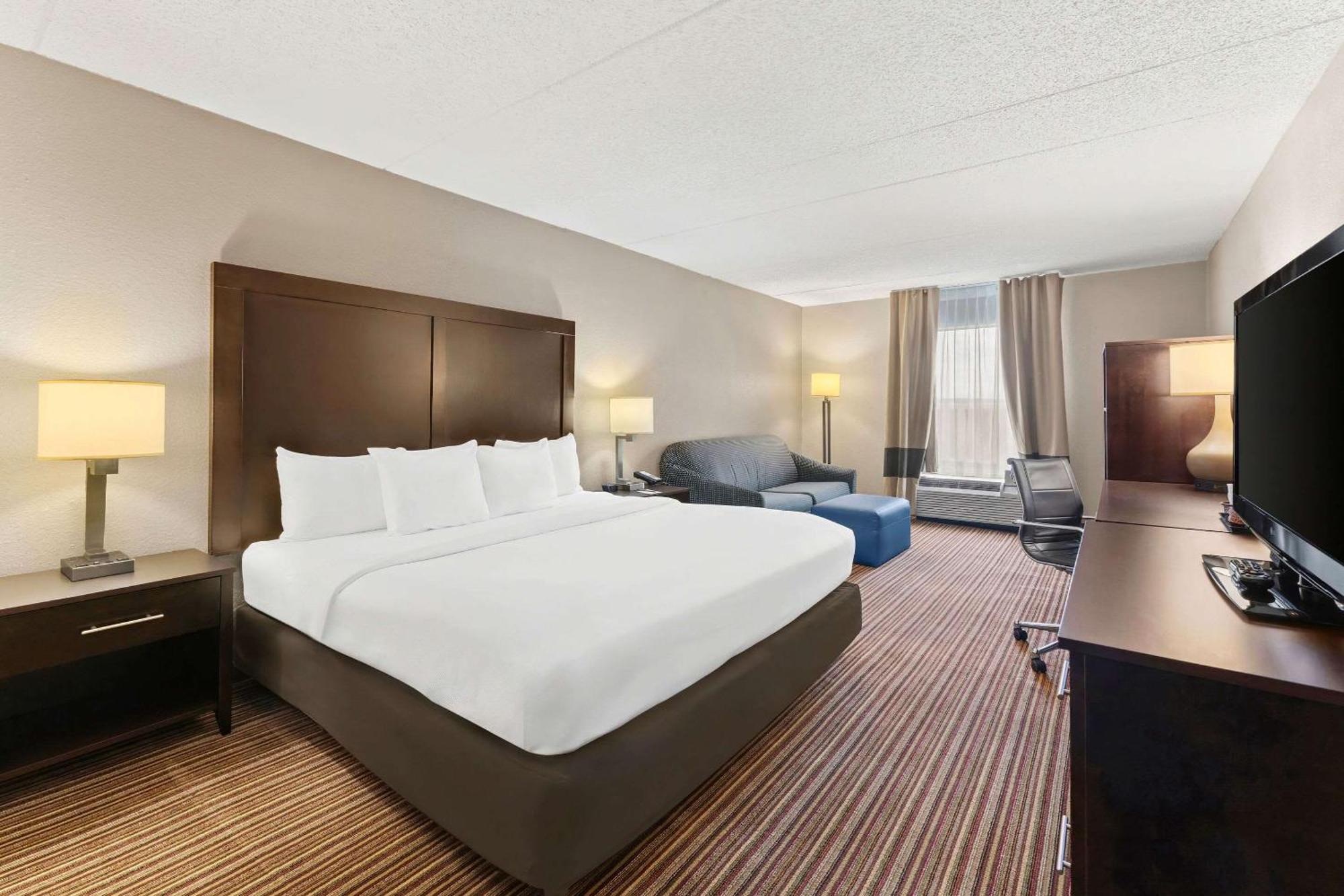 Comfort Inn Lehigh Valley West Fogelsville Exteriör bild