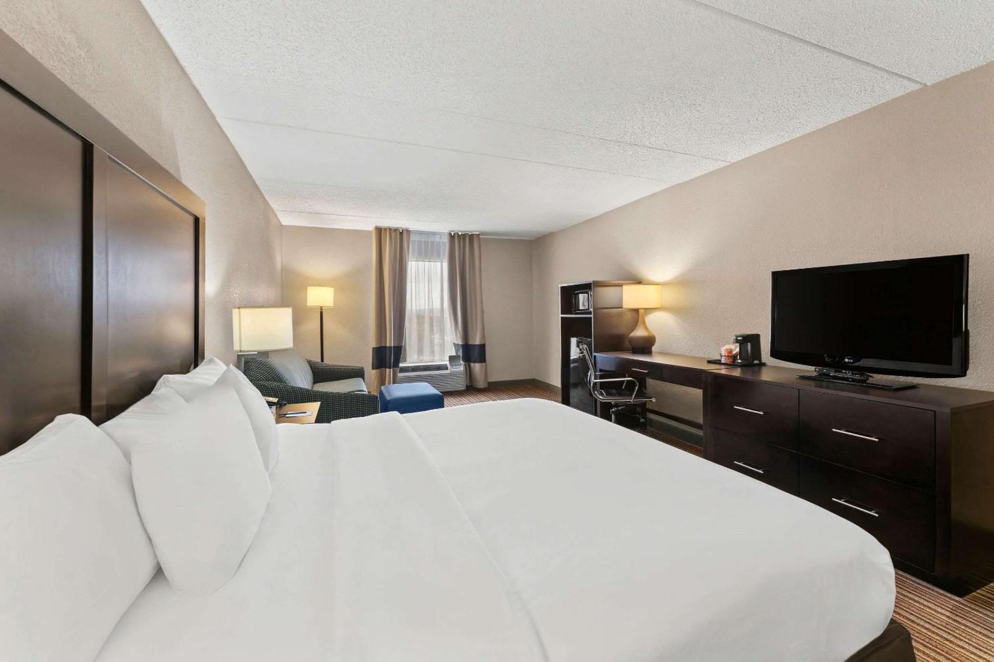 Comfort Inn Lehigh Valley West Fogelsville Exteriör bild